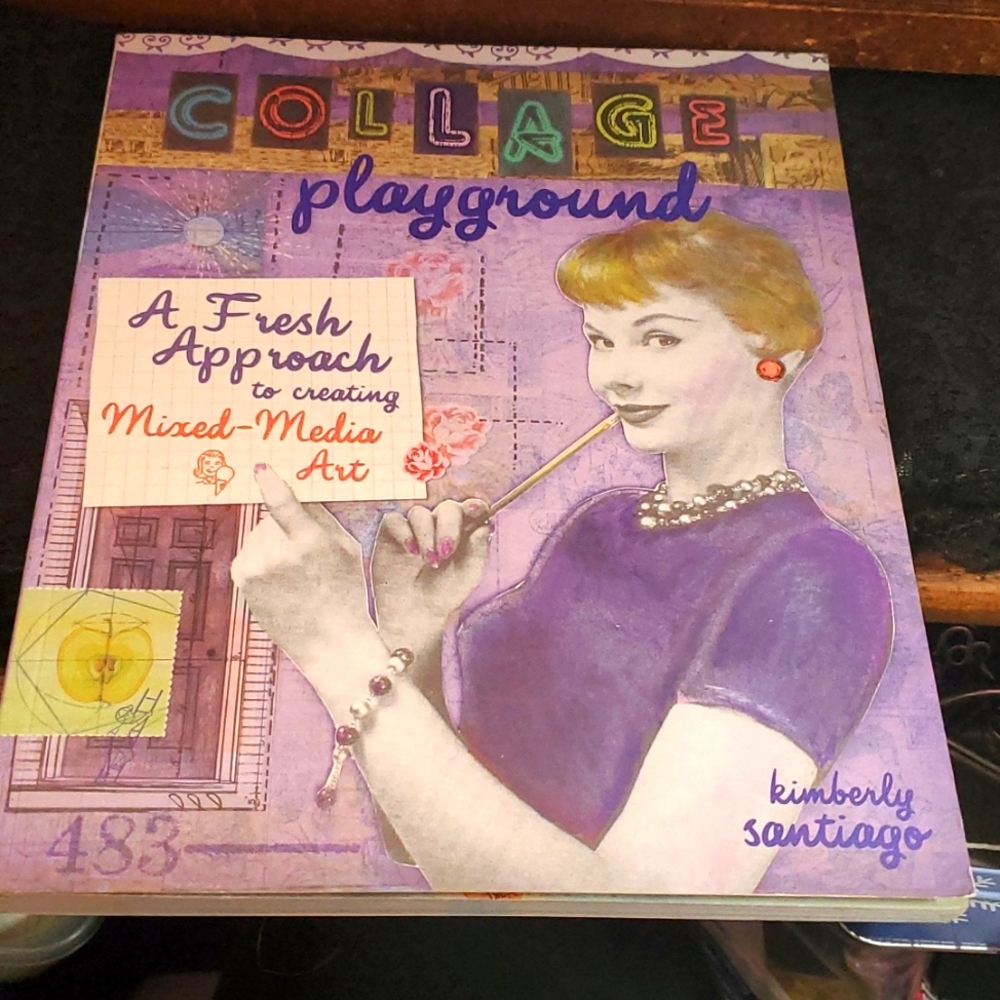 Collage Playground: A Fresh Approach to Creating Mixed-Media Art Paperback